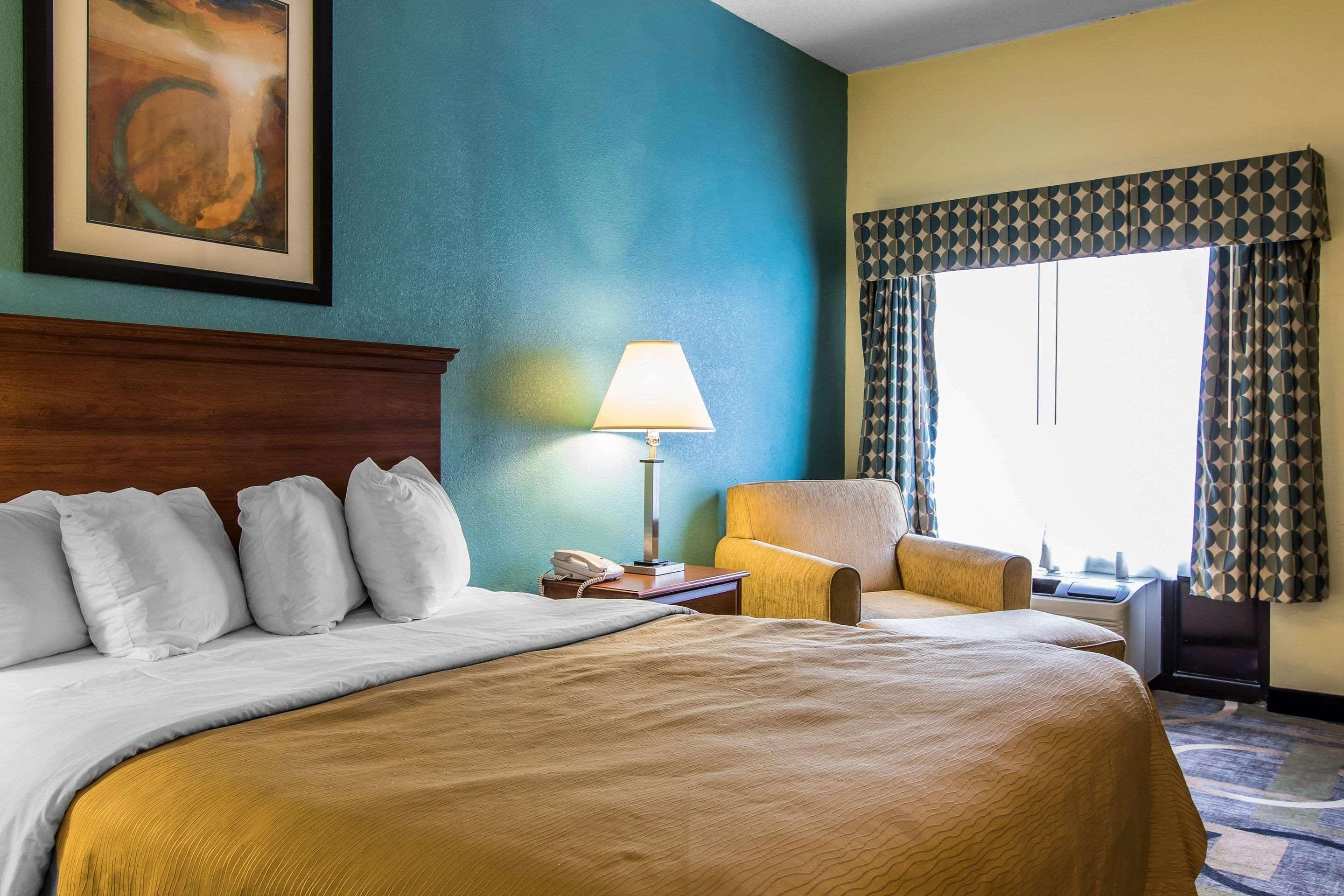 Quality Inn & Suites Memphis East Bagian luar foto
