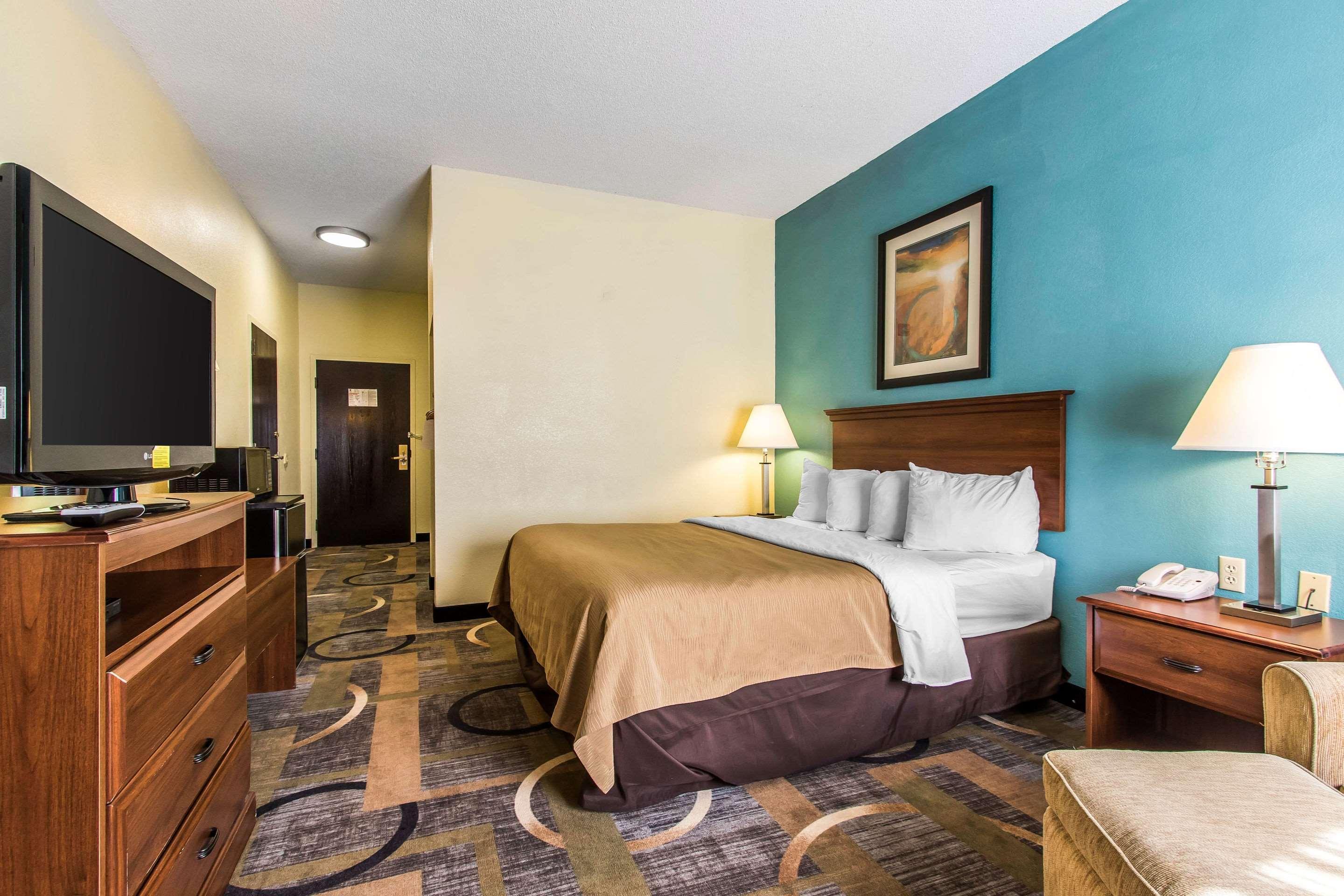 Quality Inn & Suites Memphis East Bagian luar foto