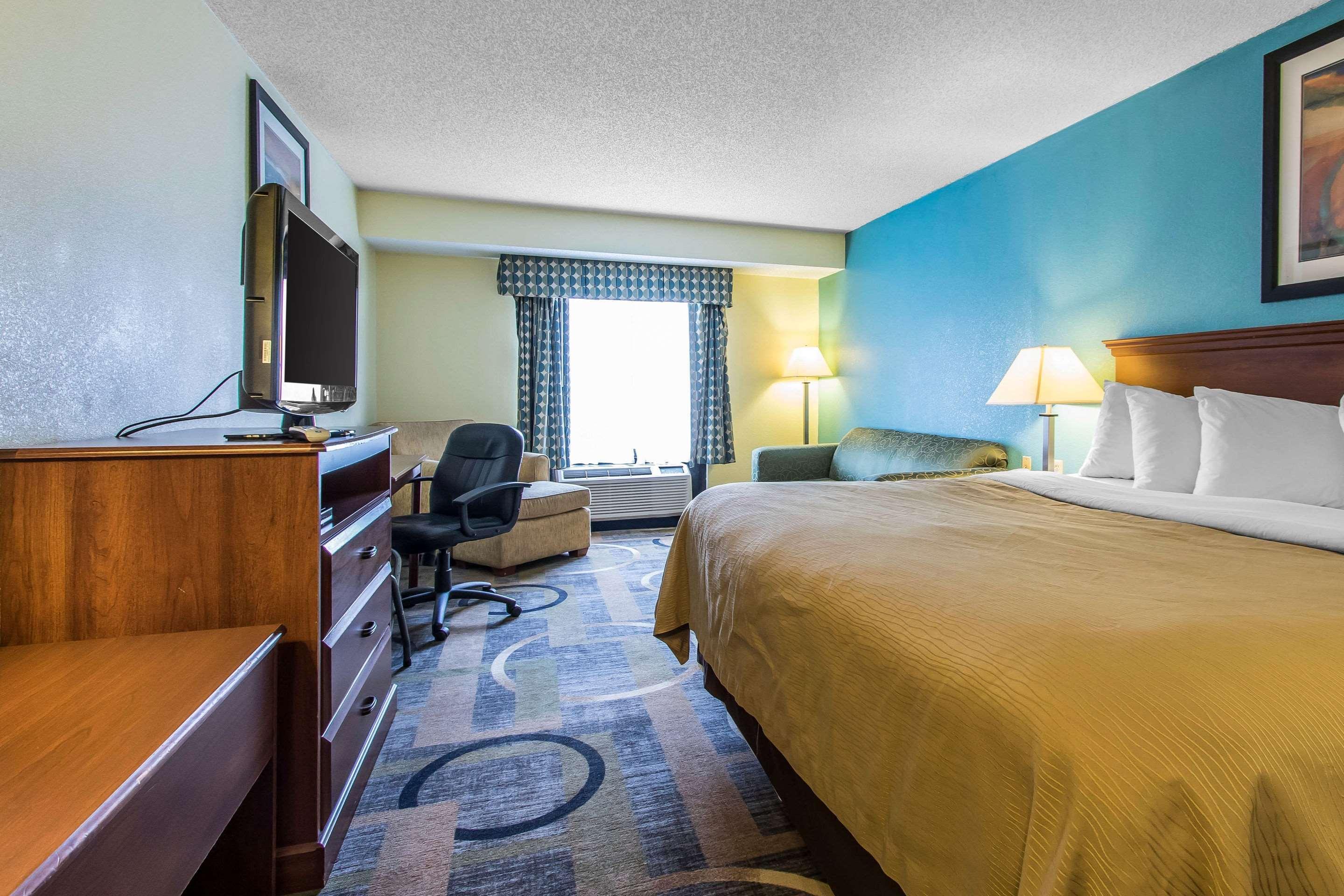 Quality Inn & Suites Memphis East Bagian luar foto