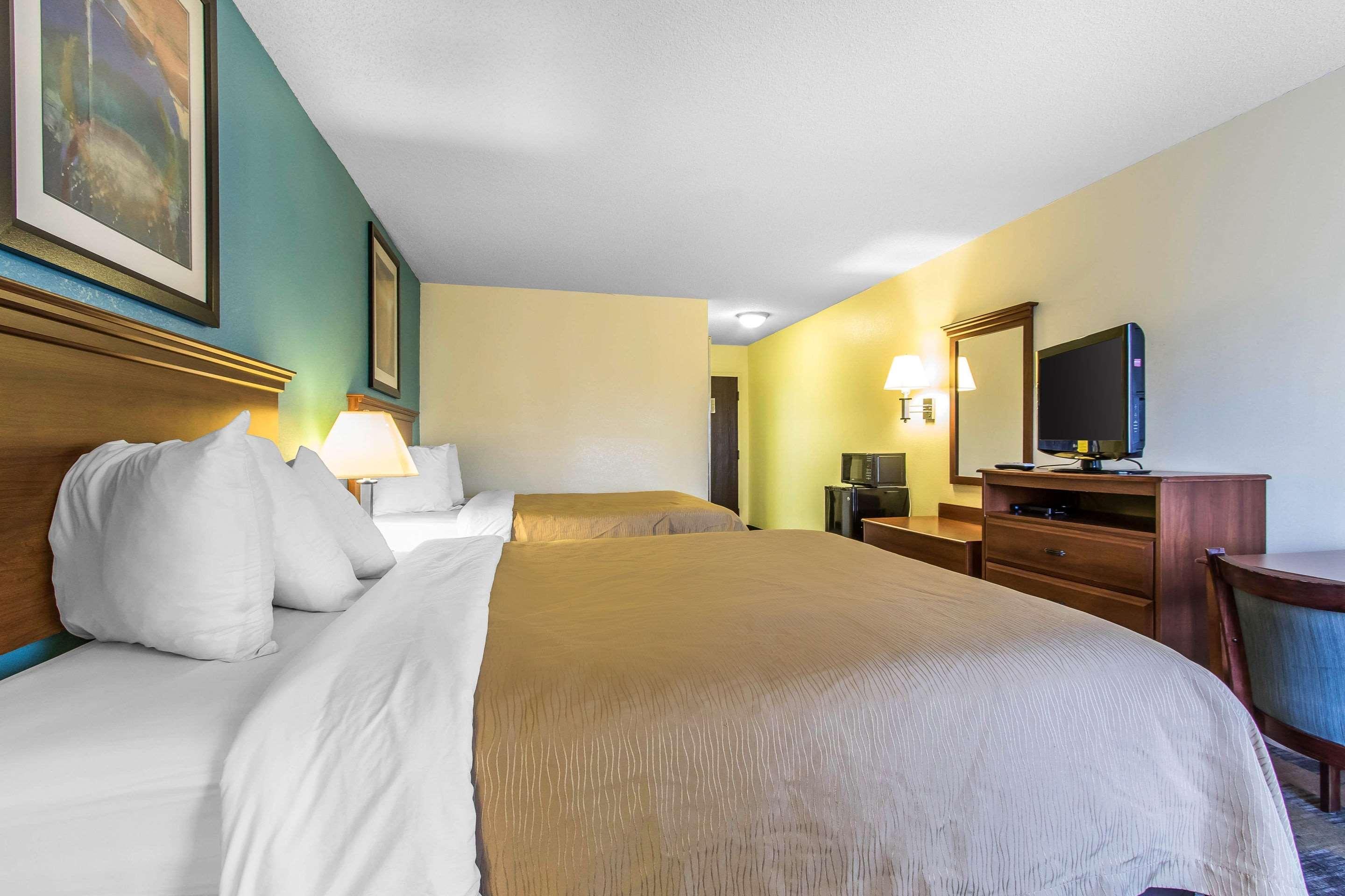 Quality Inn & Suites Memphis East Bagian luar foto